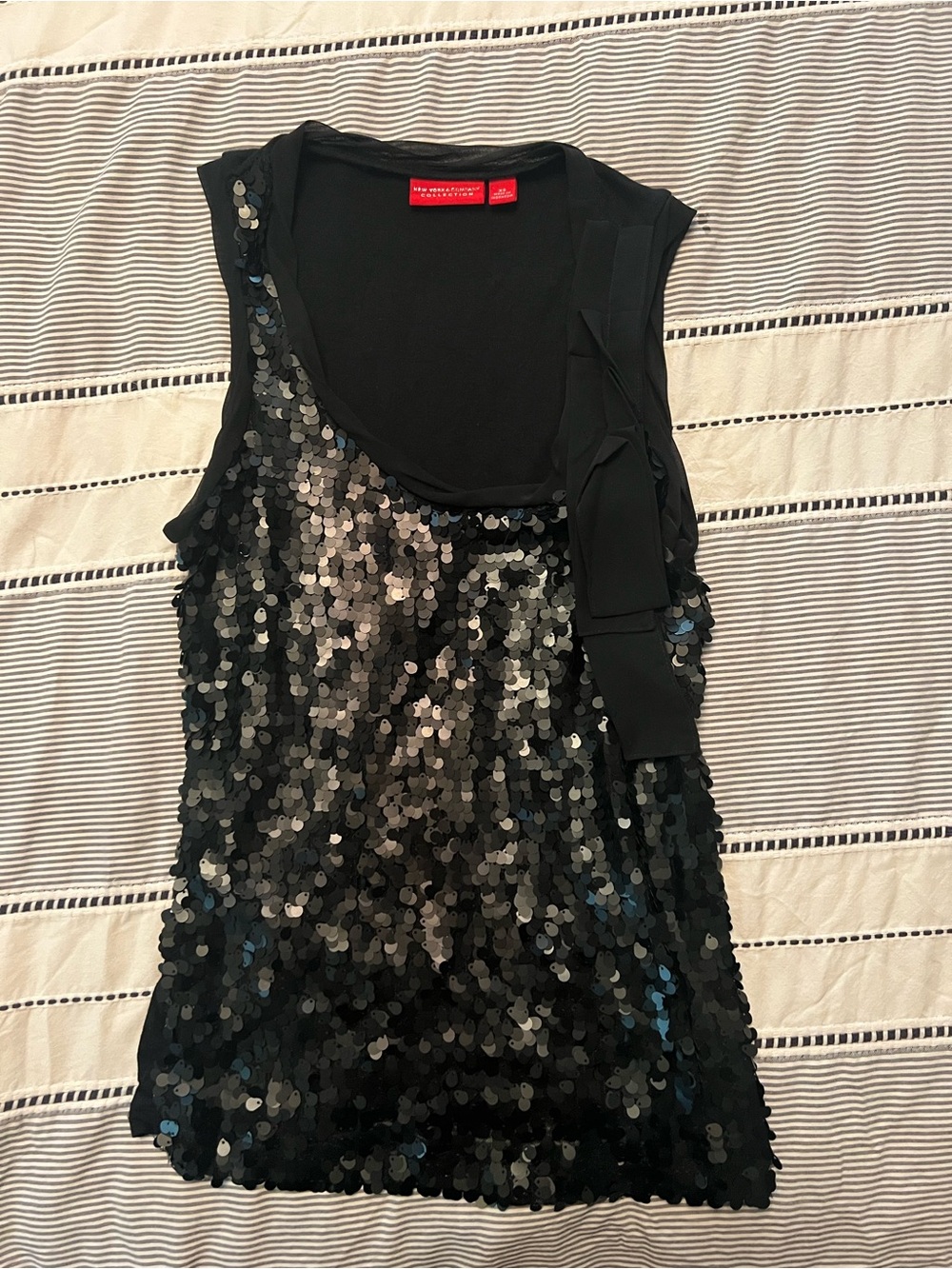 New York & Company Black Sequin Sleeveless Top